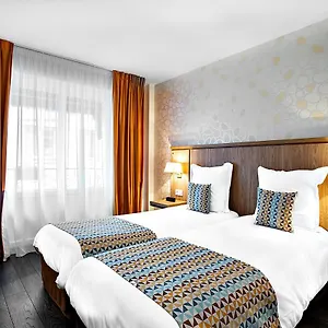 Logis La Caravelle Hotel